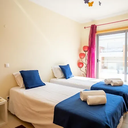 Semesterbostad Catarina *